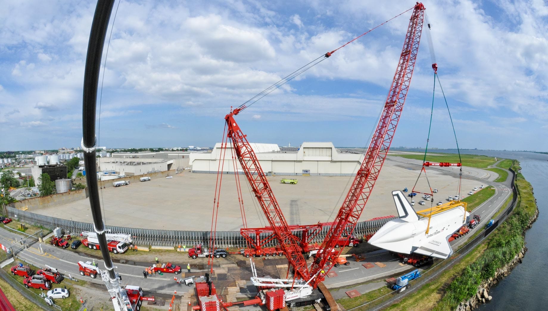 Crane lifting space shuttle