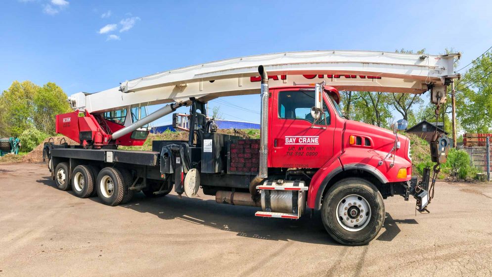 18142 truck crane mounted on a truck chassis